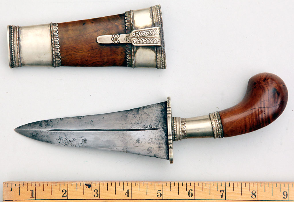 Philippine Moro Punal or Gunong Dagger